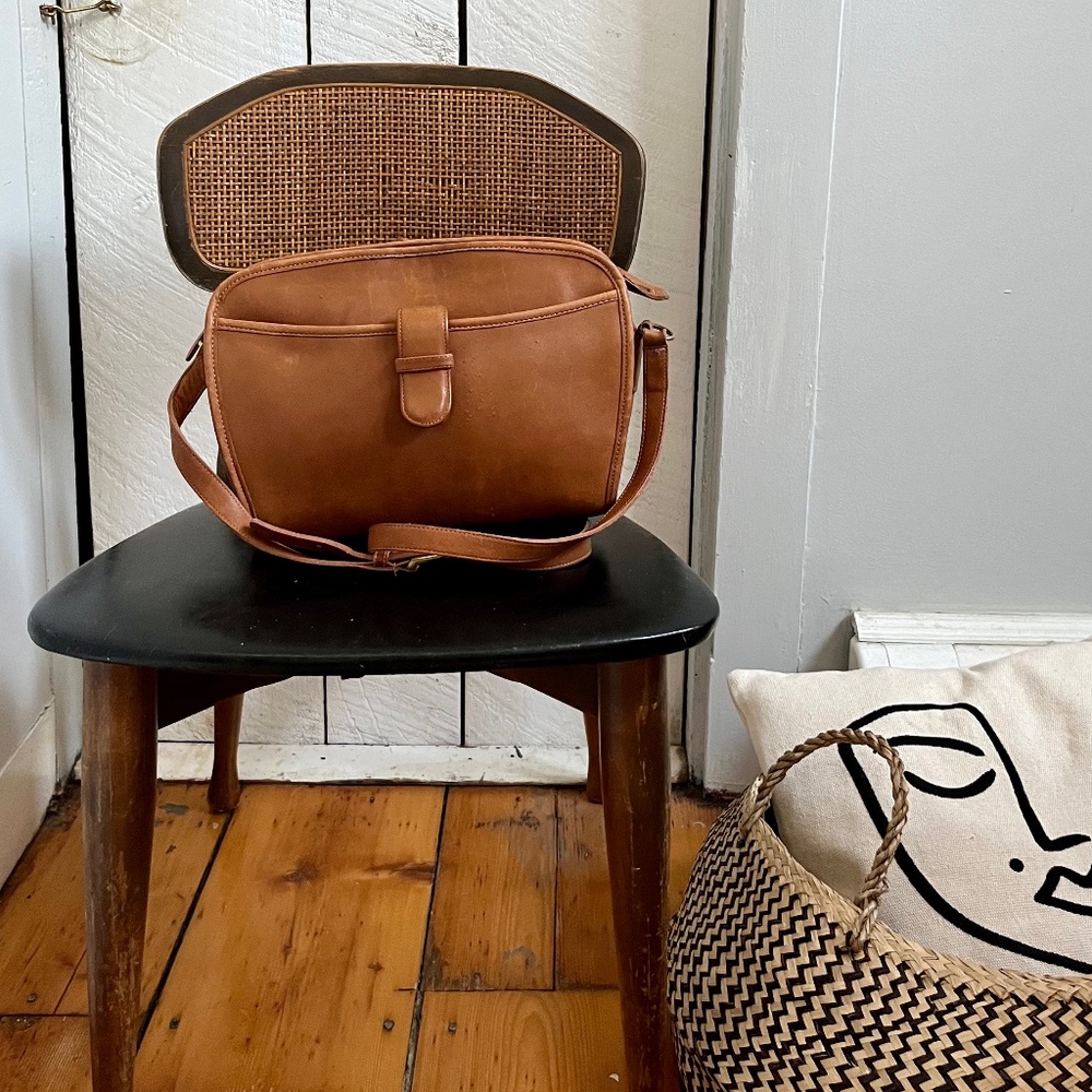 Vintage Coach Leather Brighton Bag in Tabac # 9308